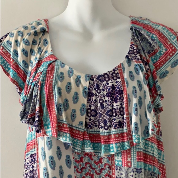 A blouse - Picture 2 of 4